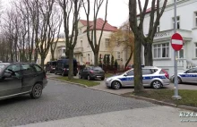 Duża akcja policji na ul. Sienkiewicza. Zatrzymano zabójcę 26-latka z Torunia?