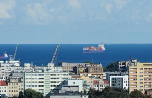 Kobieta w ciąży wypchnięta z balkonu w centrum Gdyni