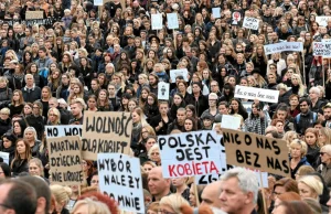 Już nawet Wyborcza mówi, że to koniec PO. "Posłanki i posłowie, uciekajcie z..."