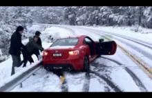 WINTER CAR crash - Snow FAILS compilation 2017
