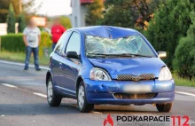 Wypadek w Iwoniczu, policjant na rowerze