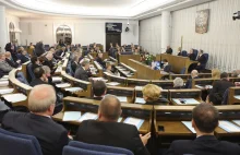 Senat przeciwko obniżce PIT dla prowadzących działalność gospodarczą