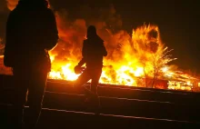 Wielki pożar we Wrocławiu. Ogień i słup czarnego dymu widać z daleka...