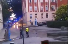 W Bystrzycy Kłodzkiej strażacy myli ulice przed wizytą premiera [FILM]