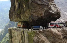 Jedna z najbardziej niebezpiecznych dróg na świecie - Indie (Himachal Pradesh).