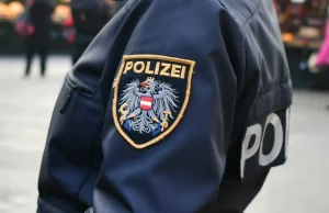Dziennikarka ugryzła policjanta próbując zapobiec deportacji Czeczenów do Polski