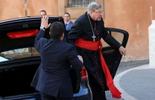 Bliski doradca papieża oskarżony o przestępstwa seksualne