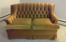 Ugly Couch: you know you want it!