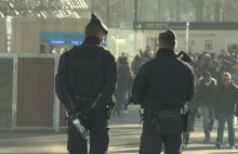 Francja szykuje 100 000 policjantów na sylwestra. Wysoki poziom zagrożenia.