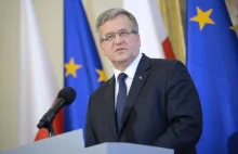 Komorowski do Szydło: Dopisać to się można do wycieczki szkolnej lub do pamięt..