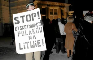Litwa: Ostateczna decyzja. Usuną polskie nazwy ulic