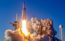 Prochy 152 osób zostaną wyniesione na orbitę przez SpaceX Cena - $5000 za gram.
