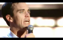 Robbie Williams śpiewa My Way Franka Sinatry w 2001 roku