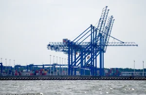 PFR i dwie zagraniczne firmy przejmuja najwiekszy terminal kontenerowy w Polsce