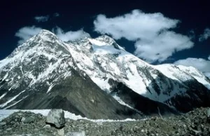 Wyprawa na Broad Peak – zaginieni alpiniści mogli wpaść do szczeliny