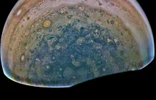 Sonda Juno dostarcza kolejne zdjęcia Jowisza i odkrywa nowy wulkan na Io