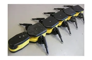Salamandra Robotica - chodzi po lądzie, pływa w wodzie