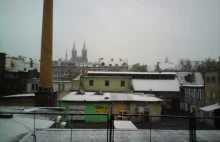 Tymczasem w Legnicy ;-) 3 Maja a tu snieg....