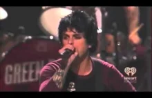 Reakcja wokalisty Green Day Billie'ego Joe na informację, że ma skrócić występ