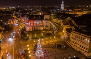 Choinka w Bielsku-Białej na Placu Chrobrego