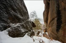 Wspinaczka po naturalnym monumencie