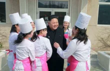 Kim Dzong Un formuje swoją 'drużynę rozkoszy'. Młode kobiety będą zabawiać ...