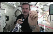 A w przestrzeni kosmicznej ręce myjemy w ten sposób