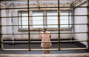 Stare Japonki wybierają więzienia