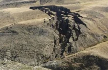 Gigantyczne pęknięcie ziemi w Wyoming. "Nikt nie wie dlaczego"
