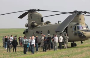 Sześć amerykańskich helikopterów wylądowało na polu pod Grudziądzem