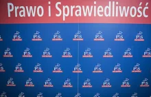 "Dobrowolne" darowizny w PiS. Za stanowiska od partii.