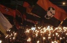 Ukraina: Marsz ku czci Stepana Bandery. Tysiące osób na ulicach