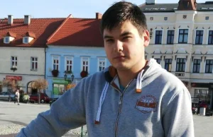 Pomagamy 18-letniemu RusŁanowi, na którego w Warszawie spadł samobójca.