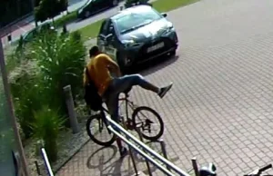 Poszukiwany sprawca, który ukradł rower. Czy ktoś go rozpoznaje?
