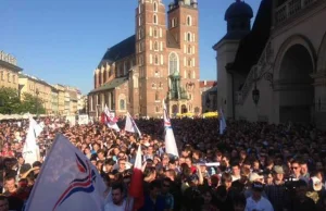 Plan Korwina: Duże wiece w największych miastach i wyjście z przekazem...