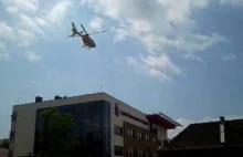 Lądowanie śmigłowca na dachu szpitala w Krakowie