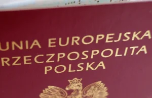MSWiA wycofa się z wprowadzenia do nowego paszportu motywów z Litwy i Ukrainy