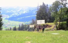 Pierwszy na świecie skok basejump na wingsuicie przez 3 cele naziemne