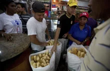 Prezydent Wenezueli mówi o 'wojnie chlebowej' i aresztuje piekarzy. Za ciastka..