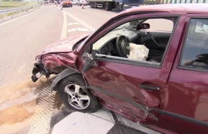 Pijany jechał pod prąd autostradą A2 i taranował inne auta (WIDEO)