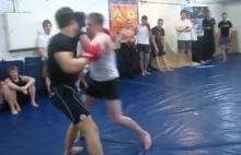 Rosyjski sparing: bokser vs kickboxer