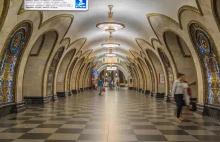 Podziemne pałace moskiewskiego metra i jego największe tajemnice.