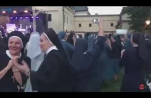 Tak się bawią zakonnice w Polsce