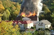 Ogień strawił cały ich dobytek. Pogorzelcy z Piechowic potrzebują pomocy!