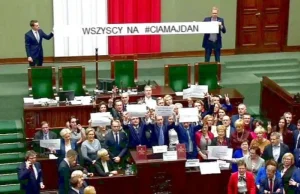 Dziś rocznica Ciamajdanu. Te momenty groteskowego puczu przeszły do...