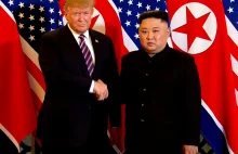 Trump i Kim Dzong uścisnęli dłonie. Rusza drugi szczyt USA-Korea Płn.