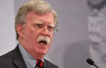 John Bolton w 2002: Irak posiada broń masowej zagłady