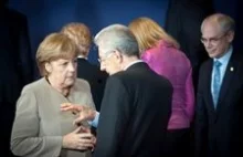 Merkel i Monti gotowi na wszystko dla obrony euro