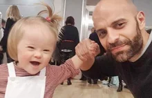 Mężczyzna adoptował dziewczynkę z zespołem Downa, odrzuconą przez 20 rodzin