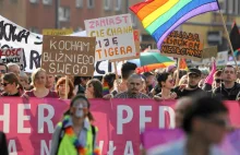 "Mój Bóg mnie nie odrzuca" – wierzący homoseksualiści walczą o swoje...